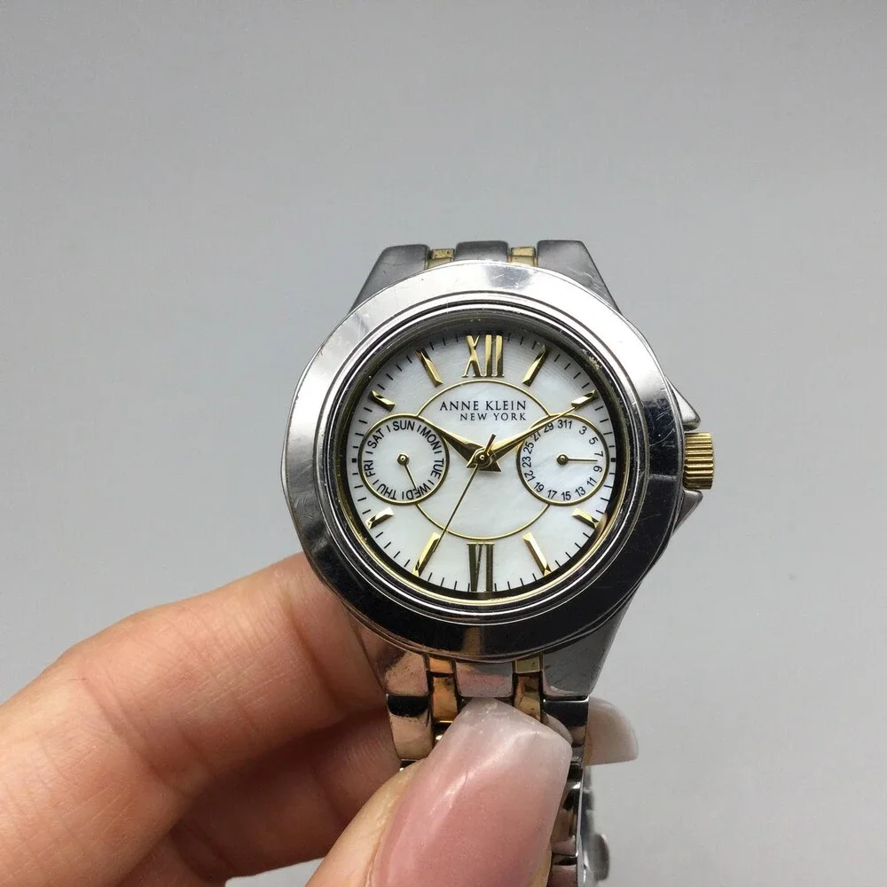 Anne Klein see photos